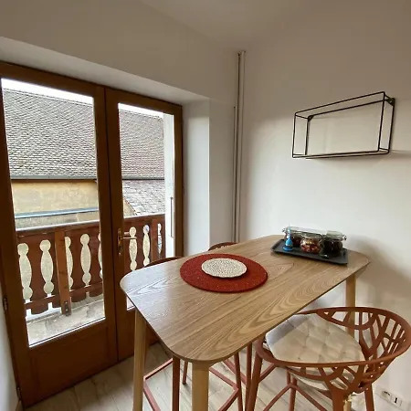 Apartment Chez Victor - Parking, Balcon, Proche & Rando Veyrier-du-Lac